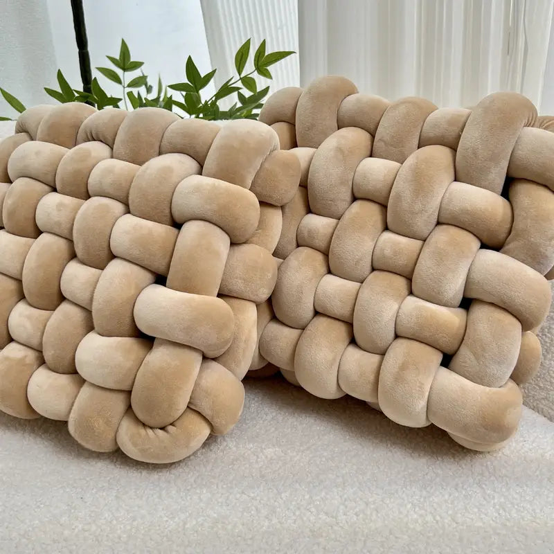 Knotted Throw Pillow Set