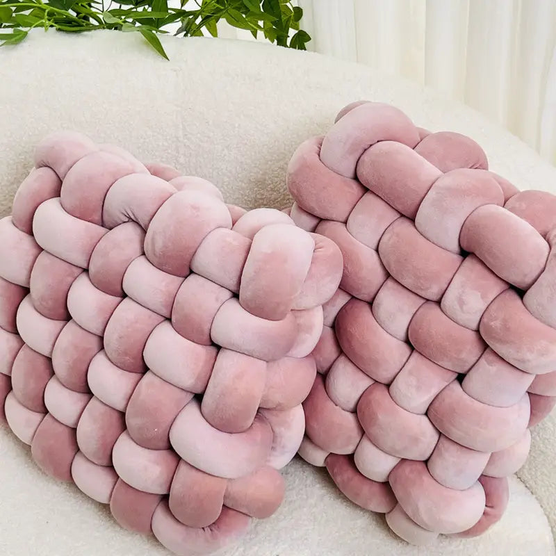Knotted Throw Pillow Set
