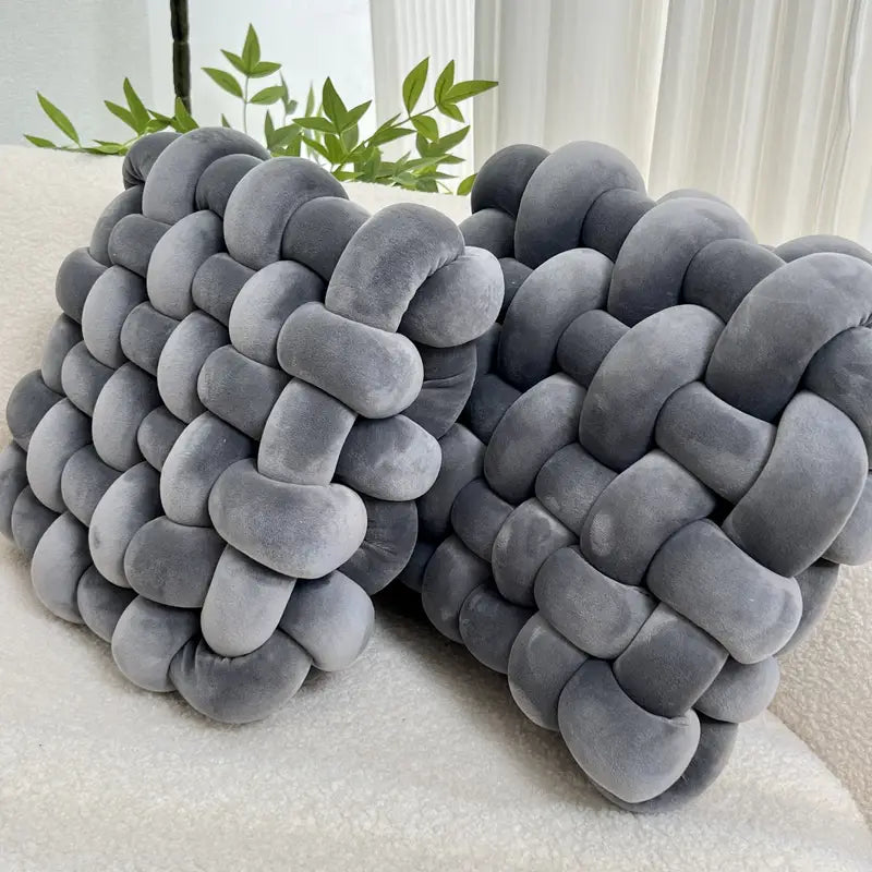 Knotted Throw Pillow Set