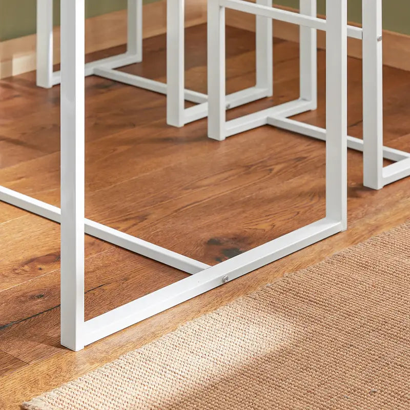 Dining Table with 4 Bar Stools Wood